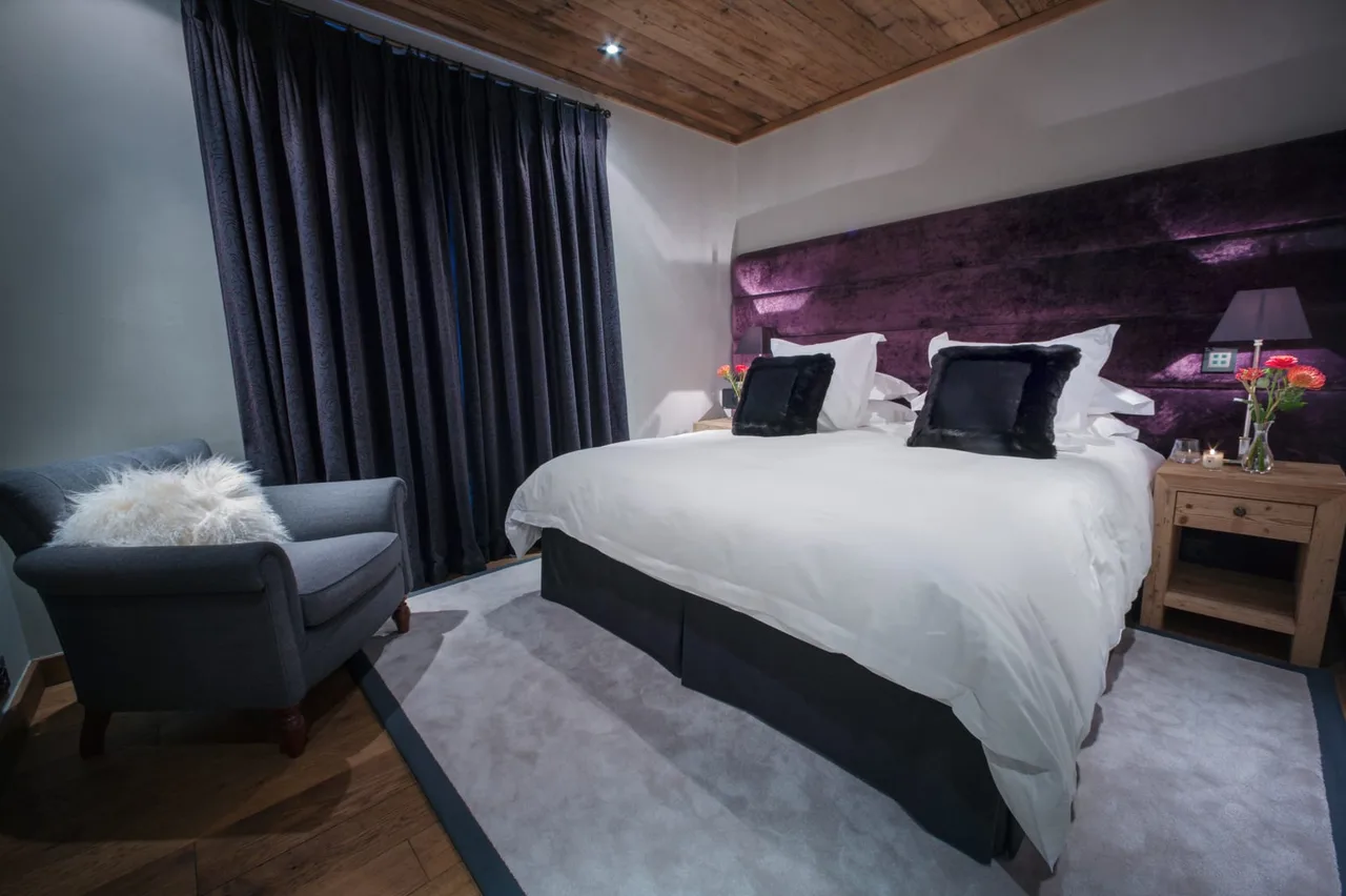 Spacious And Luxury Chalet photo 3