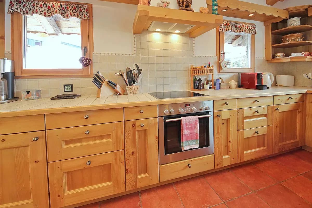 Adorable Swiss Chalet Near Crans Montana Centre photo 4