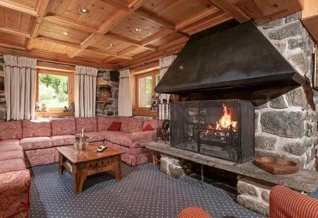 Glorious Dwelling Chalet photo 4