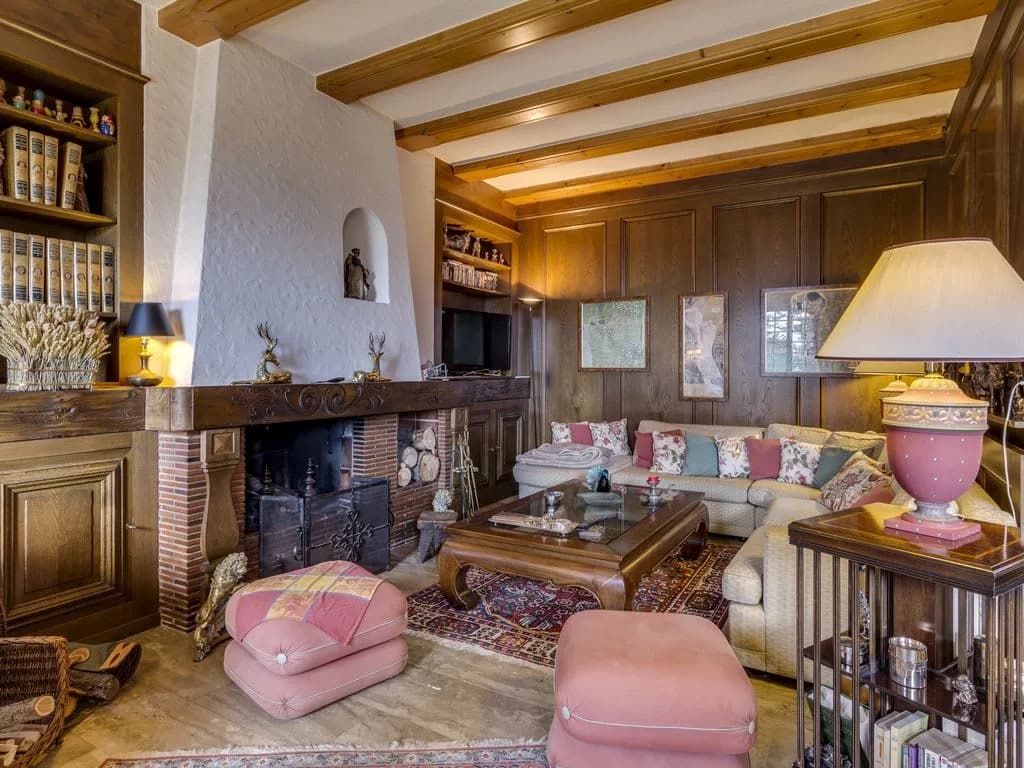 Traditional Chalet Close To Central Slopes photo 5