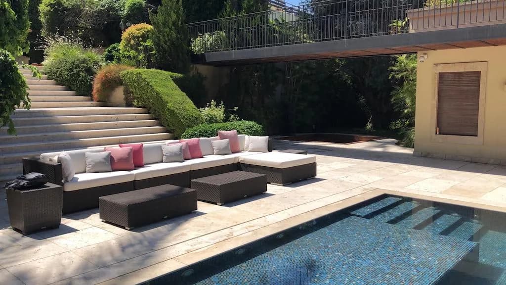 Prime Stairs Villa with Small Court and Fitness Area photo 5