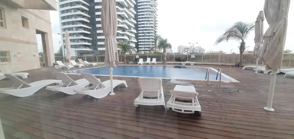 Vacation Penthouse in Netanya Coastal City photo 4