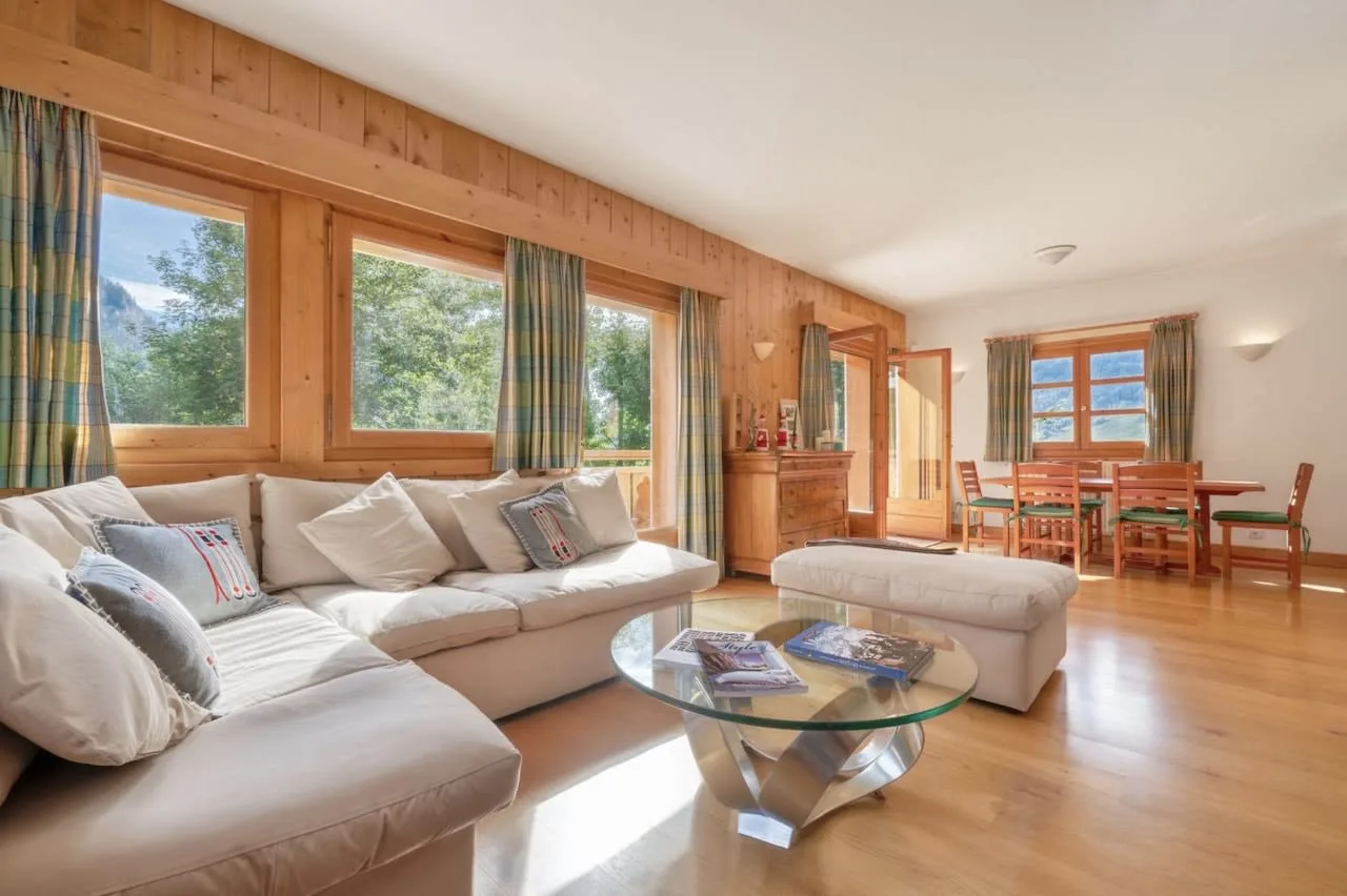 Prestigious Chalet Close to Village of Megeve photo 3