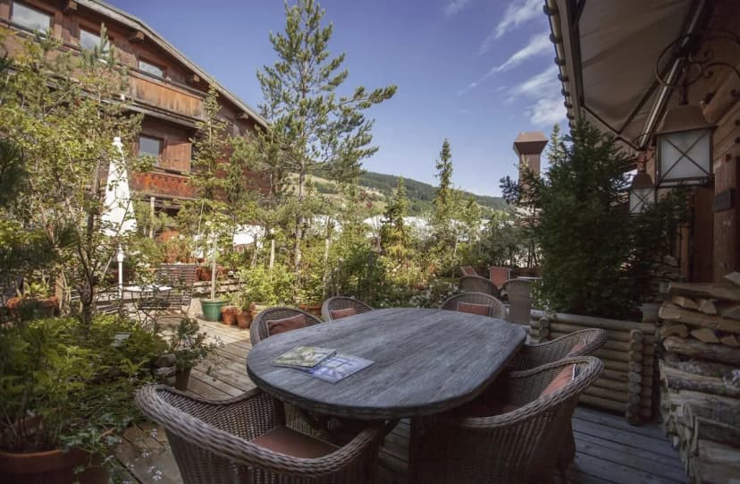 Prestige 8 BR Chalet in the Heart Megeve