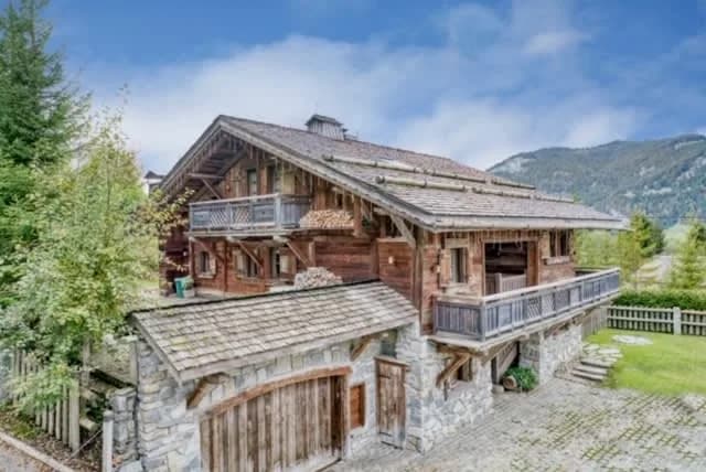 Warm Loving Chalet at the Heart of Megeve