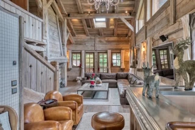 Warm Loving Chalet at the Heart of Megeve photo 4