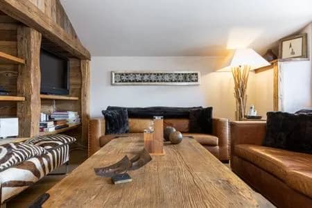 4 BR - Prime Flat Near the Main Square photo 2