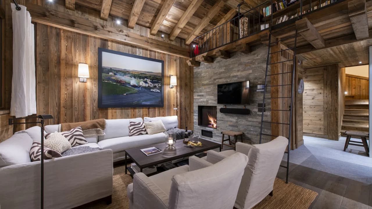 Chalet 4 - Sophisticated Classic With Great Views photo 2