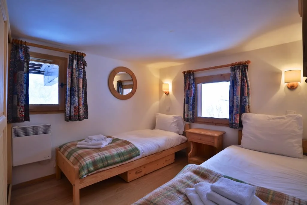 Merry Chalet In Ideal Spot photo 2