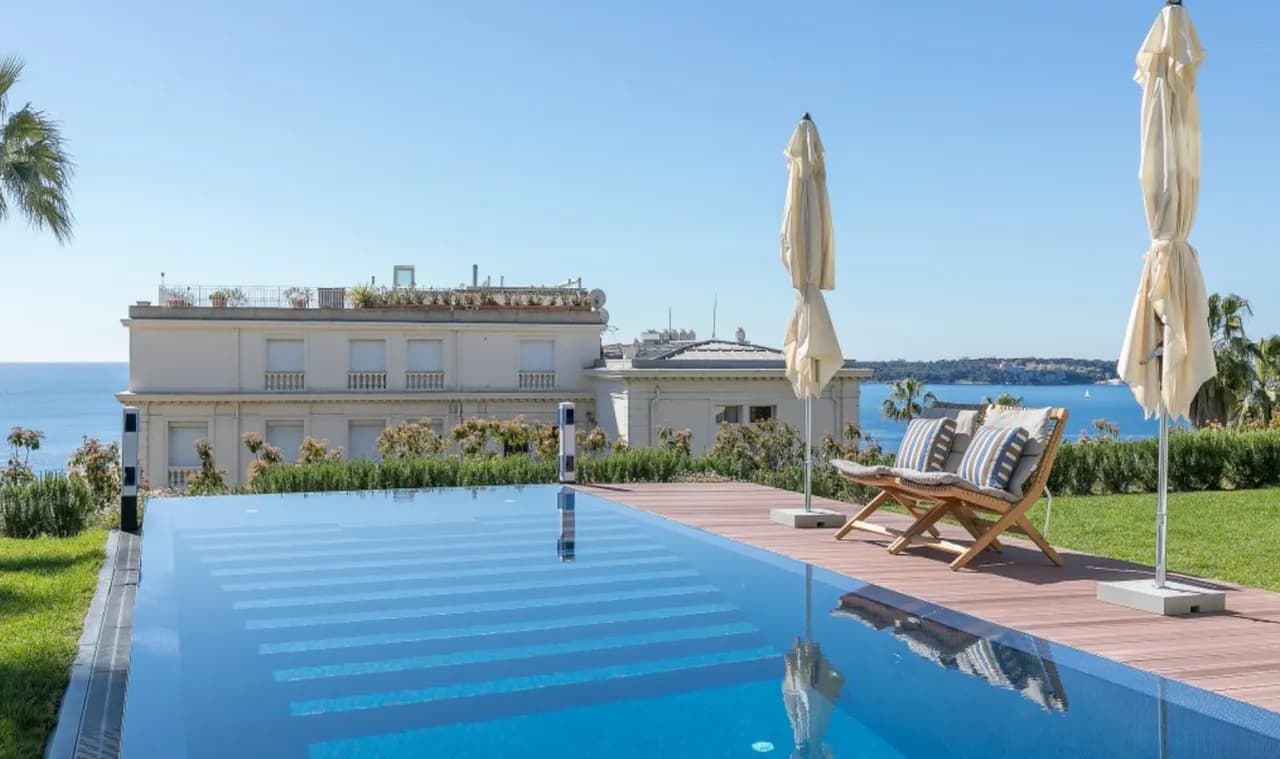 Stunningly Redesigned Villa in Cannes Californie photo 2