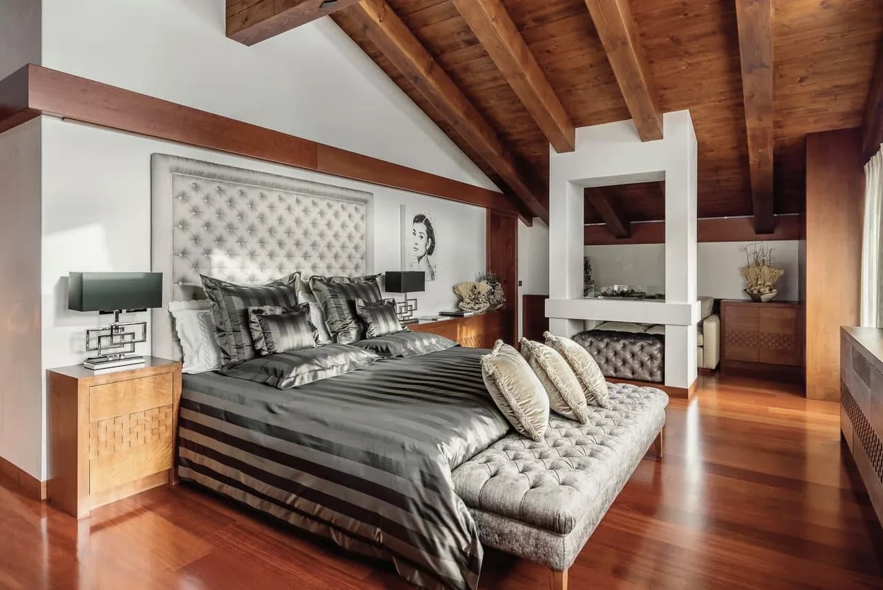 Glorious High Chalet with Magnificent Views photo 3
