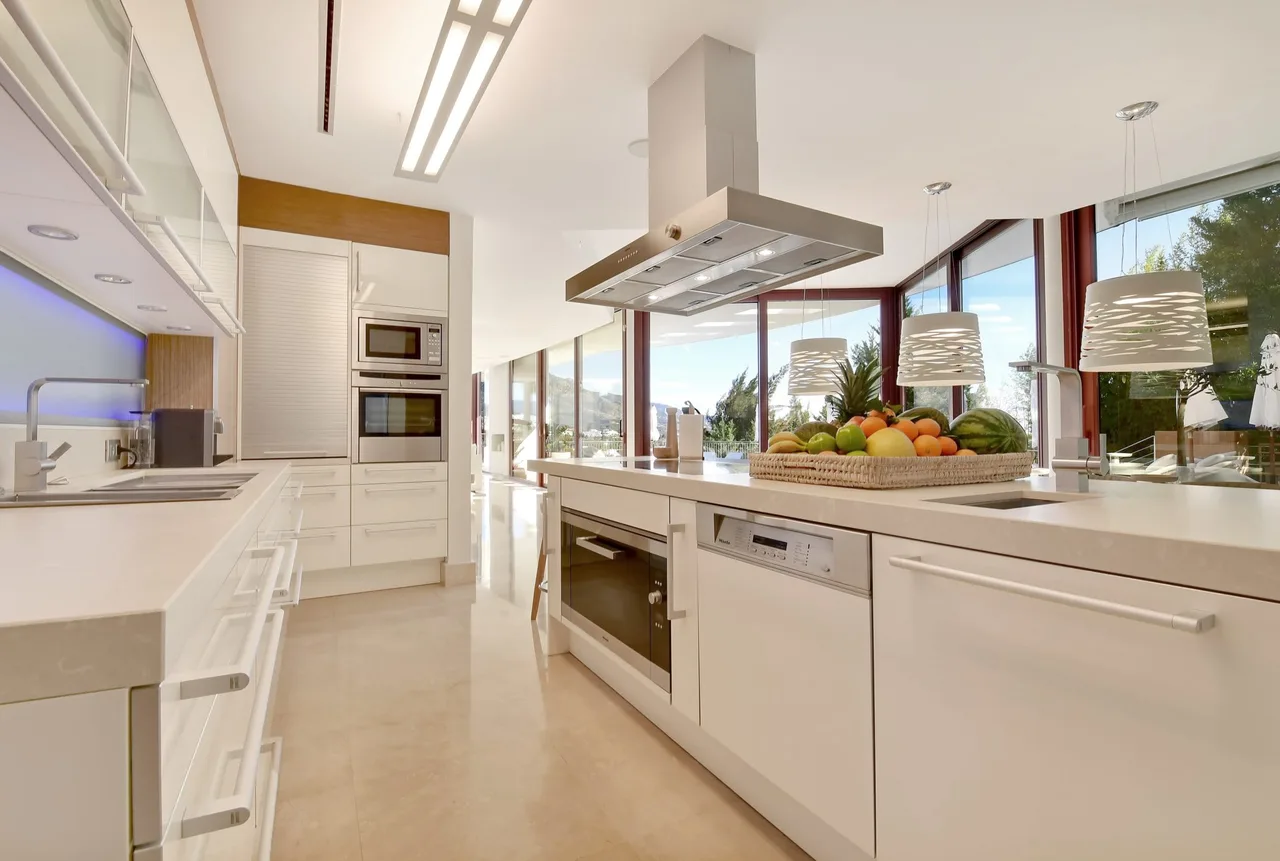 Vibrant Glow Villa With Marbella Mountains View photo 4