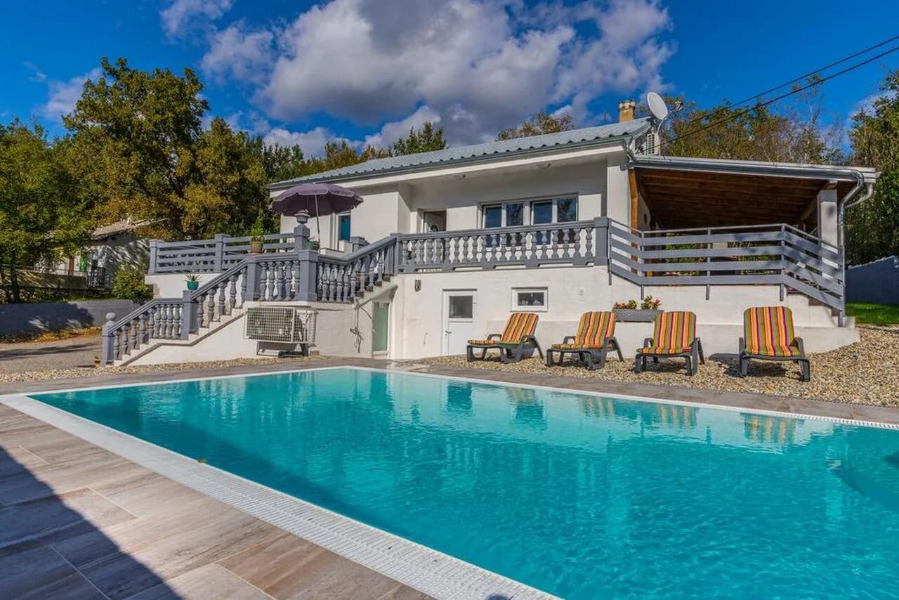 The Right Villa in Croatia with Peaceful Setting photo 2