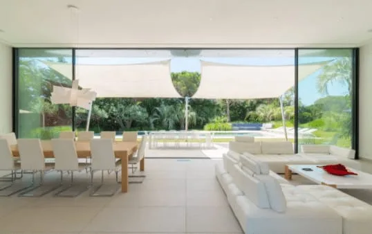 Beautiful Modern Villa photo 4