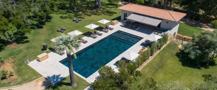 Sumptuous Villa Between Land and Sea photo 4