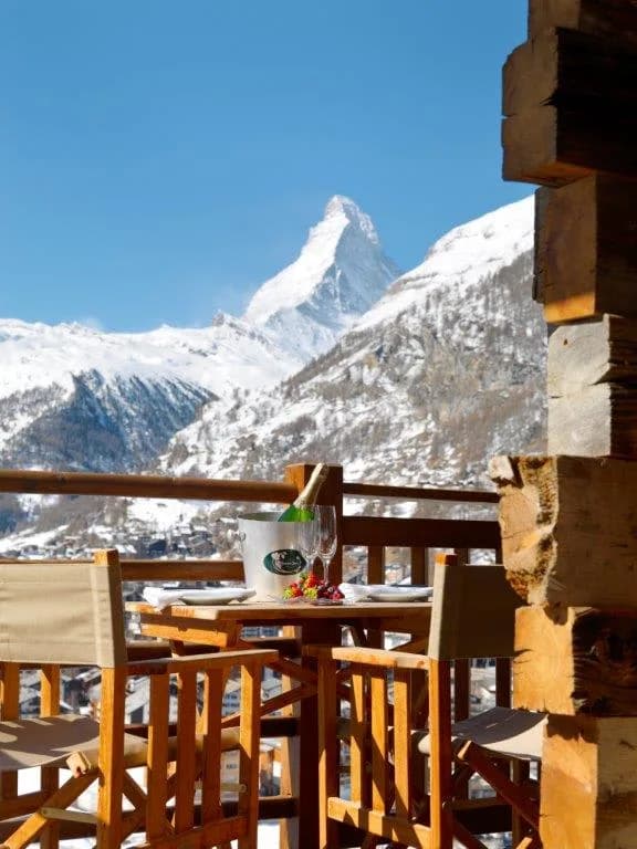 Stunning Chalet in Central Zermatt photo 3