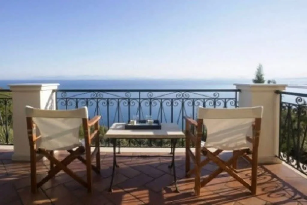 Amazing Villa With Stunning View photo 5