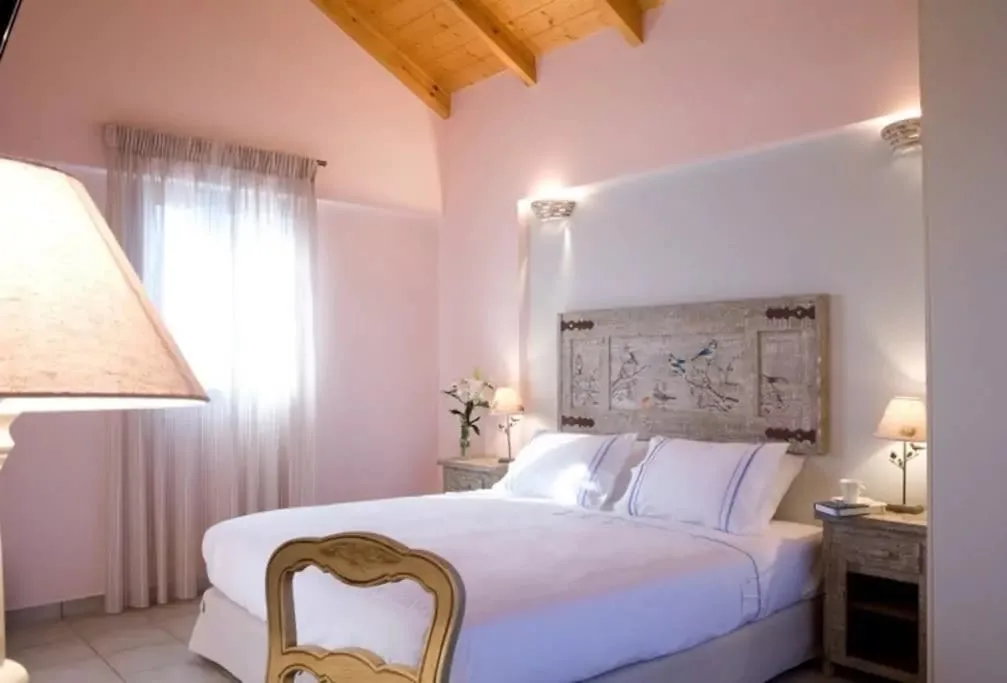 Elegant Villa photo 3