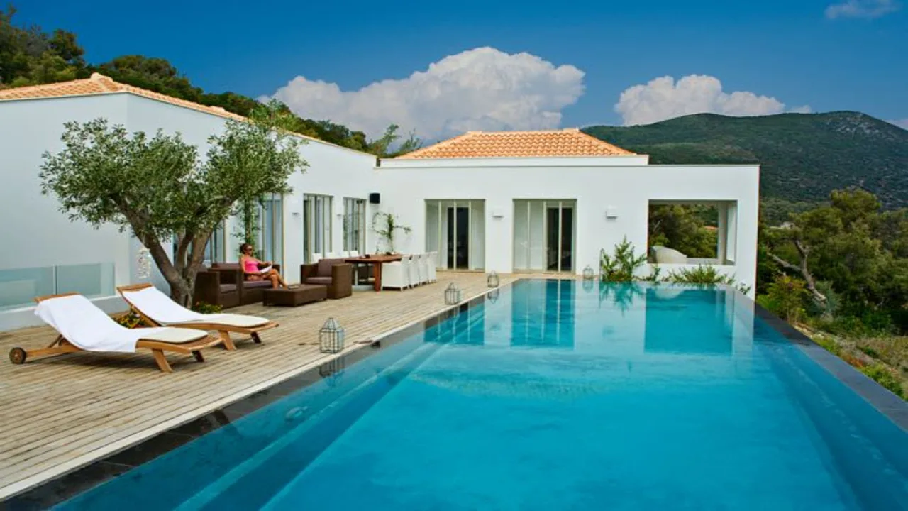 Super Luxurious Villa photo 4