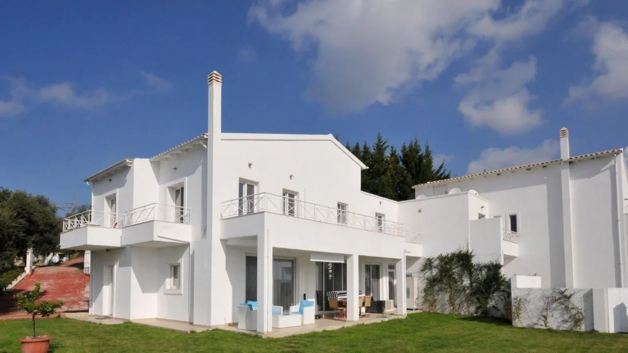 Fantastic Sea & Town View Villa