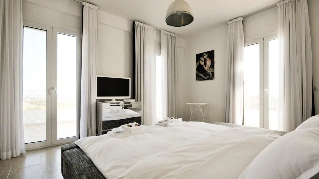 Fantastic Sea & Town View Villa photo 3