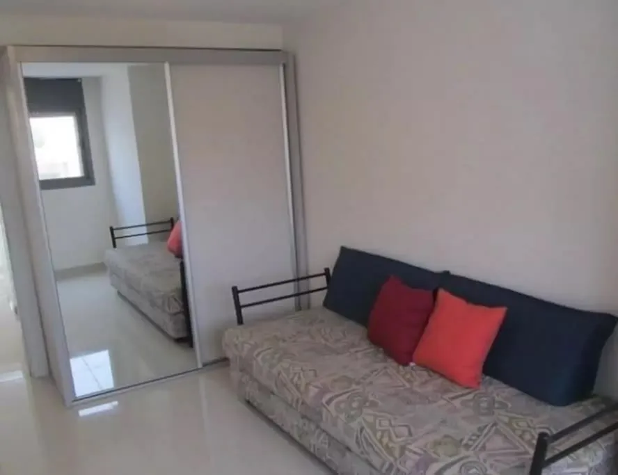 Ideally Located Luxurious Flat photo 5