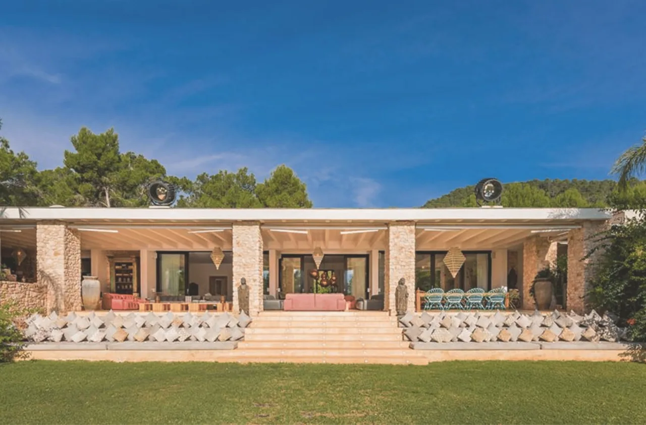Enormous Private Villa in Ibiza photo 2