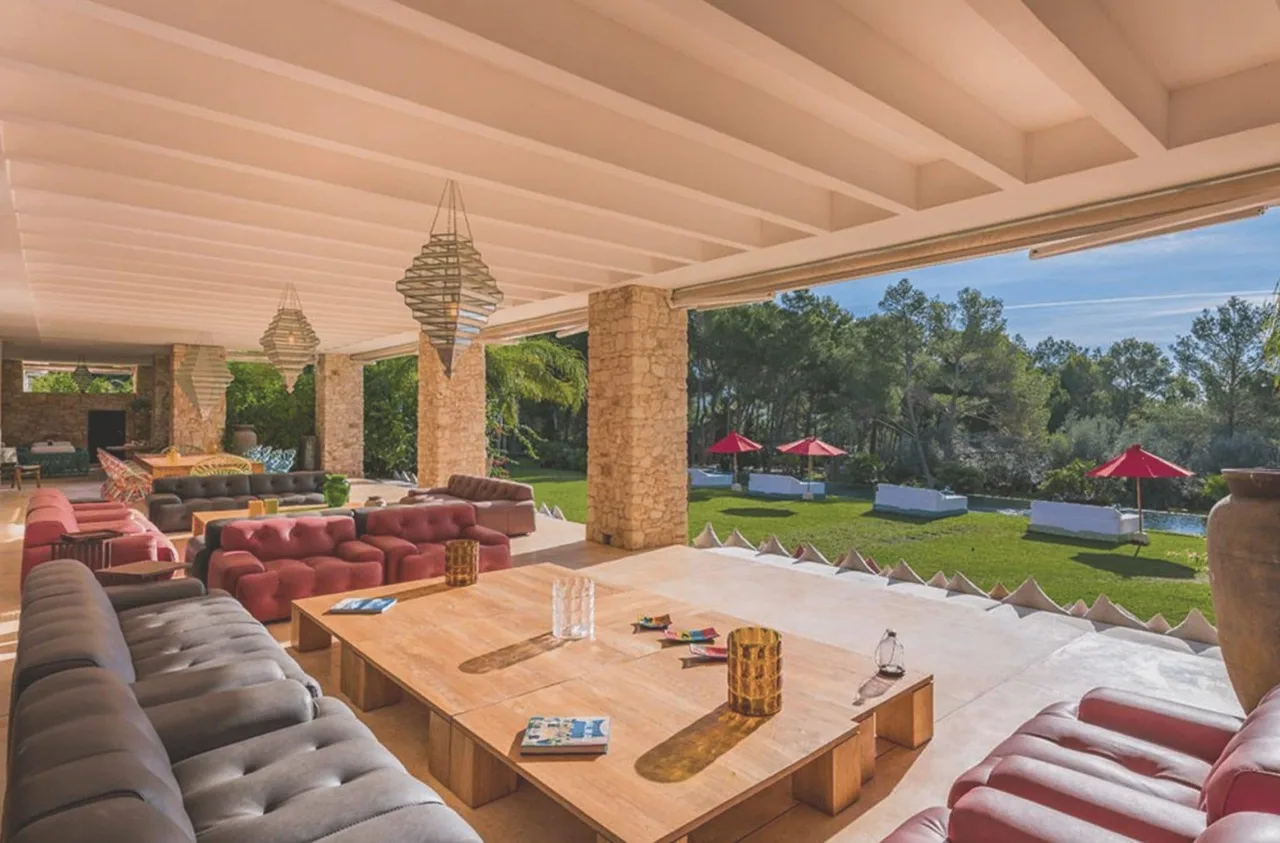 Enormous Private Villa in Ibiza photo 4