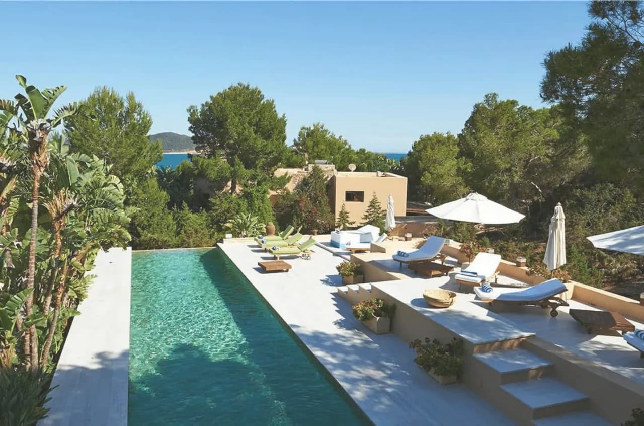Magnificent Breeze Villa with Breathtaking Views photo 4