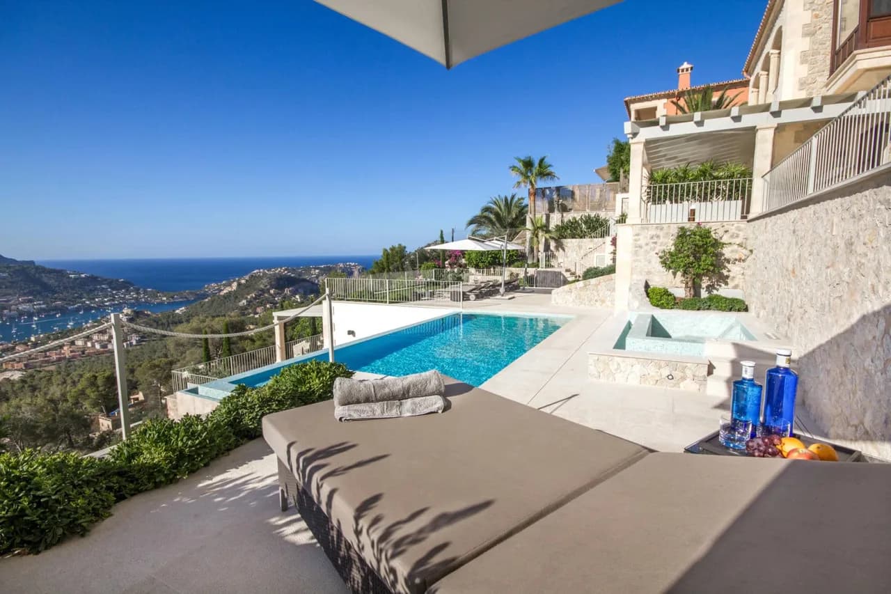 Villa of Majesty Above Port Andratx in Monport photo 2