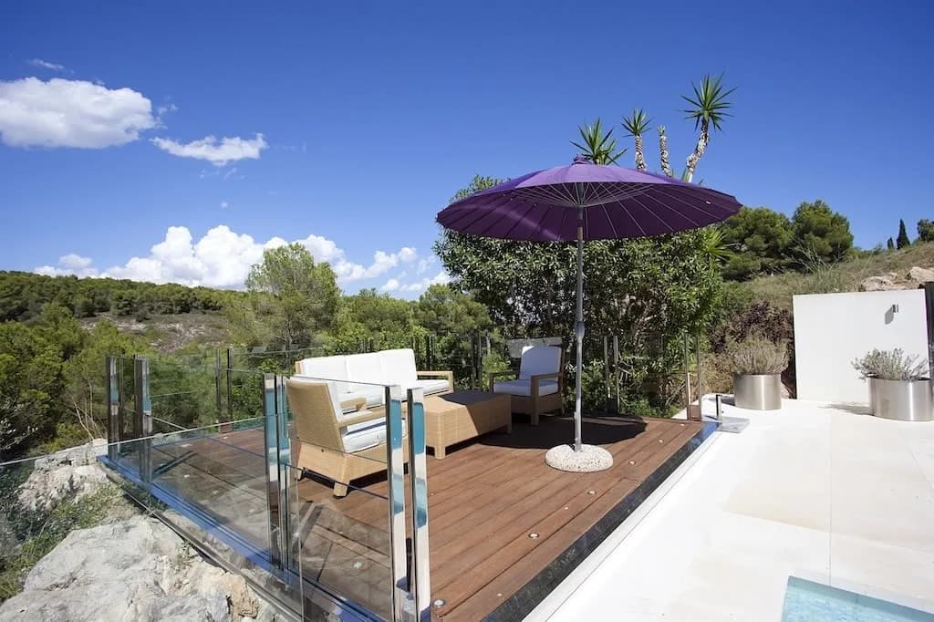 Upper Class Villa Close to the Beach photo 3