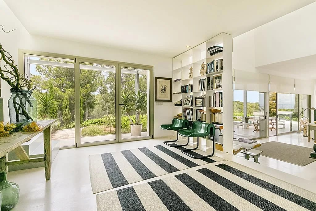 Luxurious Summer House with Glorious Sea Views photo 3