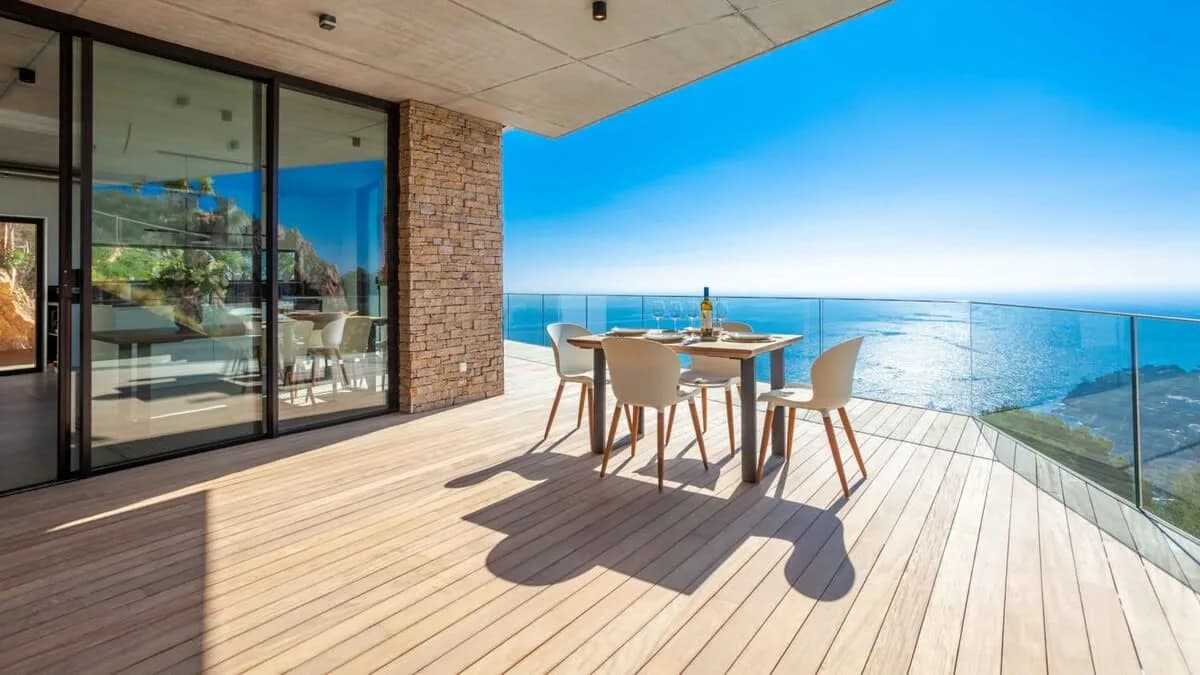 Contemporary Luxury VIlla with Pool and Sea Views photo 3