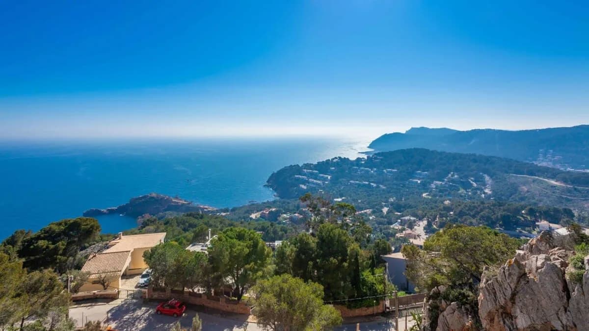 Contemporary Luxury VIlla with Pool and Sea Views photo 4
