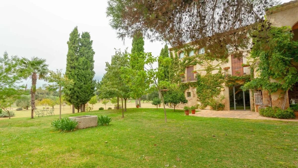 Stunning Family Villa with Beautiful Nature Surroundings photo 2