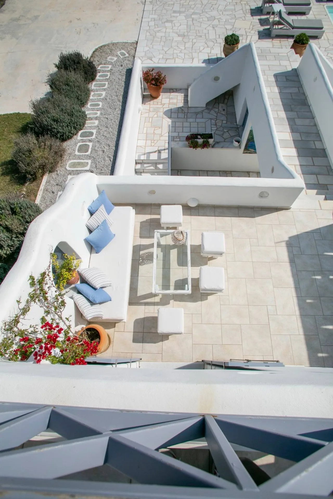 Remarkable Elegant Villa Near Sandy Beaches photo 3