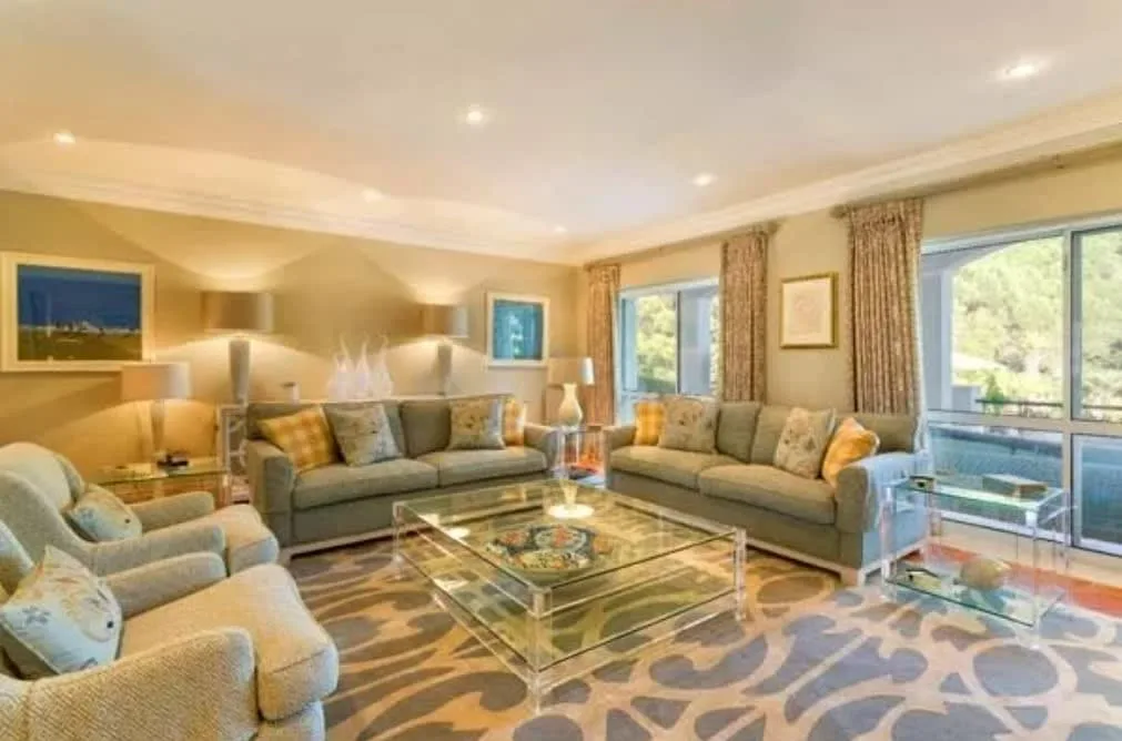 Superb Chic Villa with Amazing Design photo 2