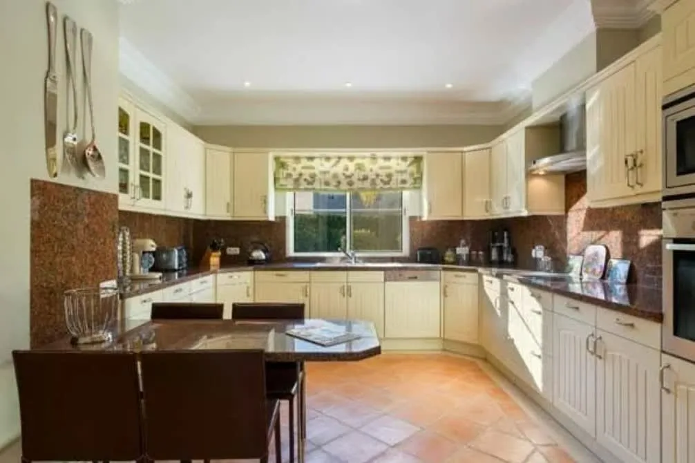 Superb Chic Villa with Amazing Design photo 4