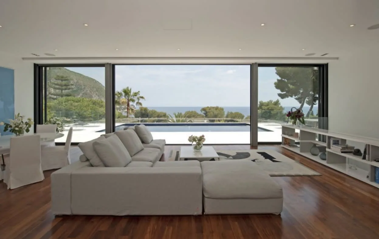 Proud Fashionable Villa with Superb Sea Views photo 2