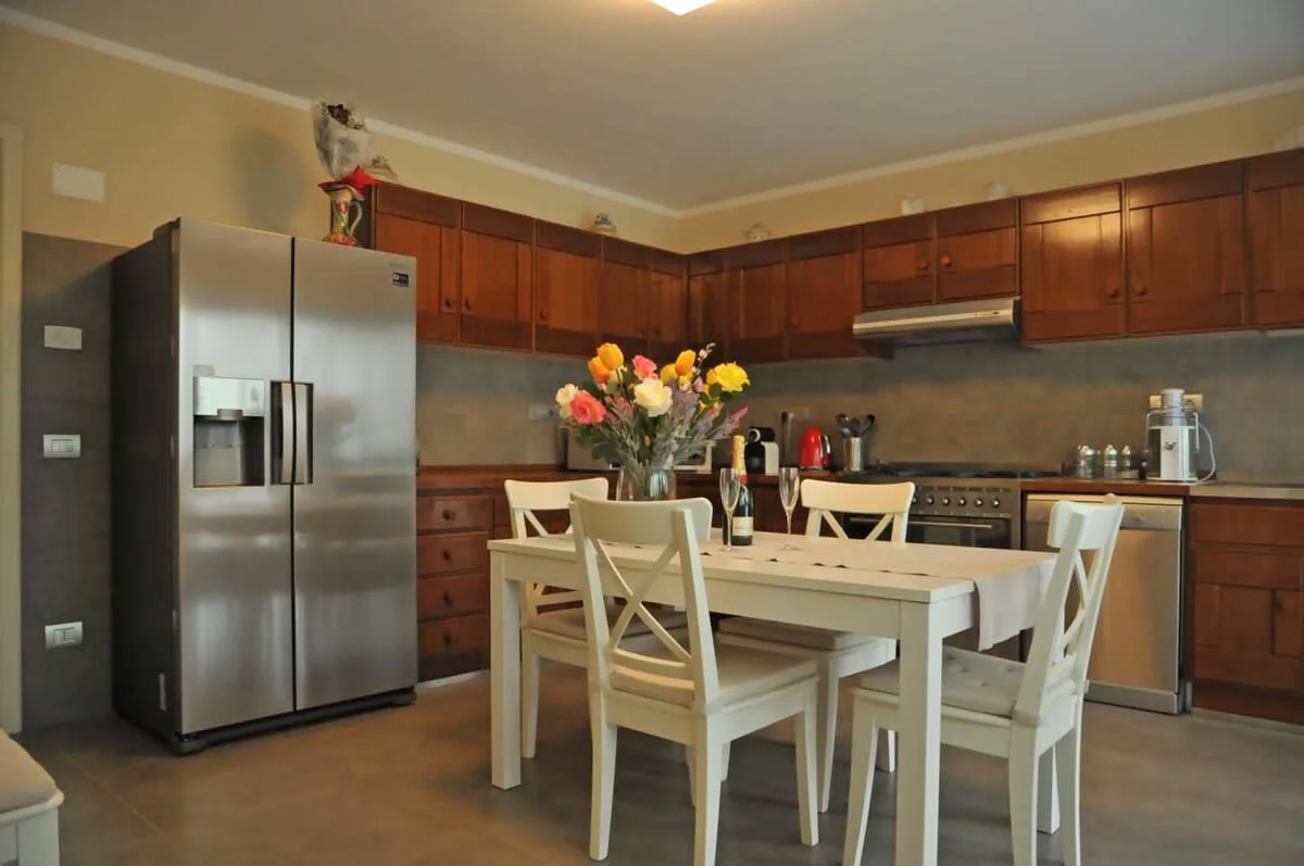 Ideal 5 BR Villa With Pool photo 4