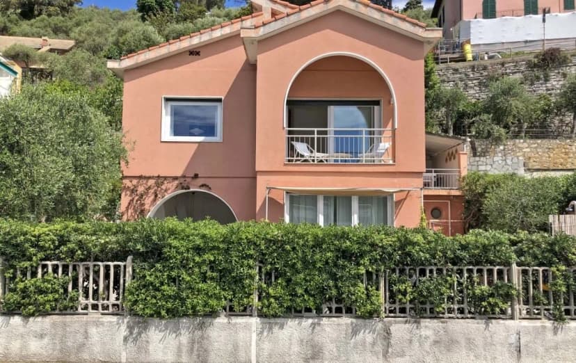 Beautiful Villa With Fantastic Sea View