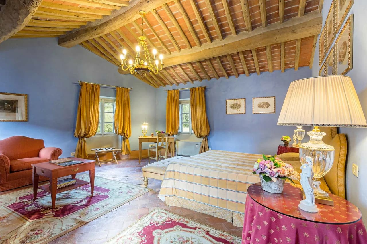 Exclusive Tuscan Retreat Surrounded By Italian Garden photo 4