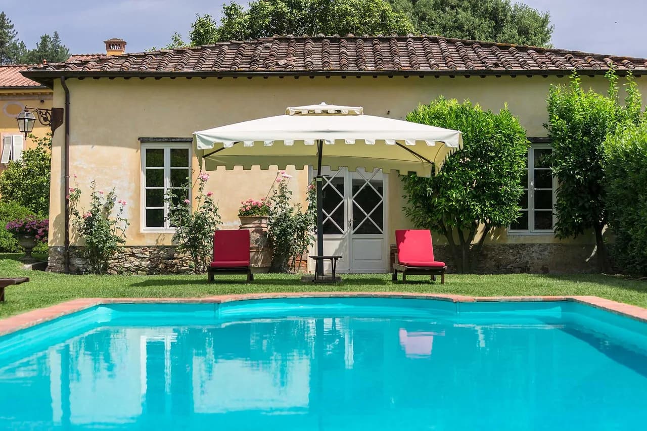 Elegant Hillside Villa With Panoramic Views photo 3