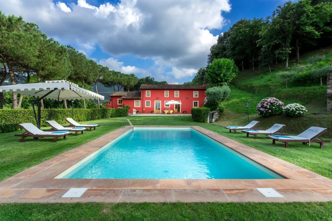 Charming 4 BR Villa With Valley Views photo 2