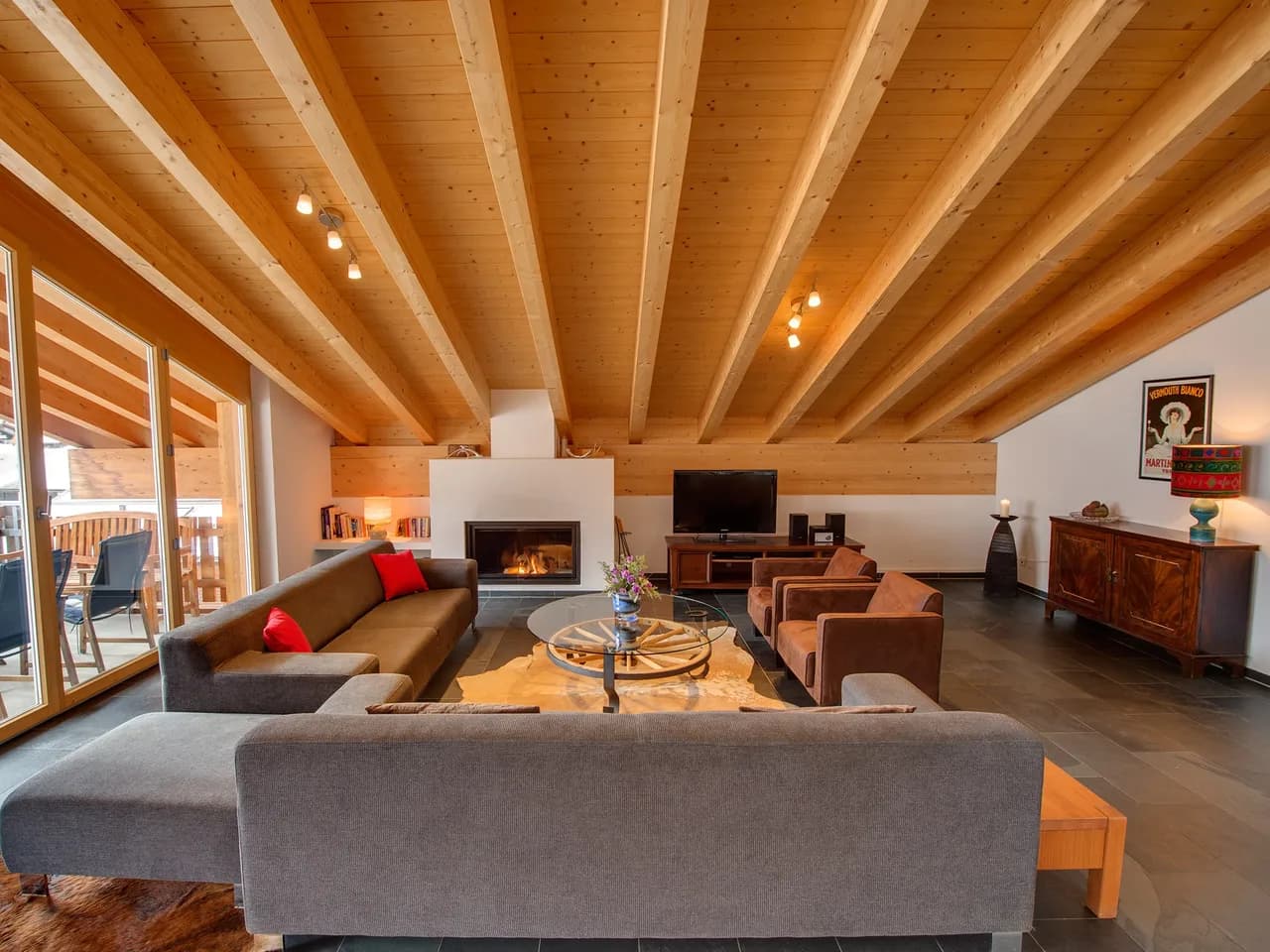 Cool Alpine Penthouse with Unmatched Village Views photo 5
