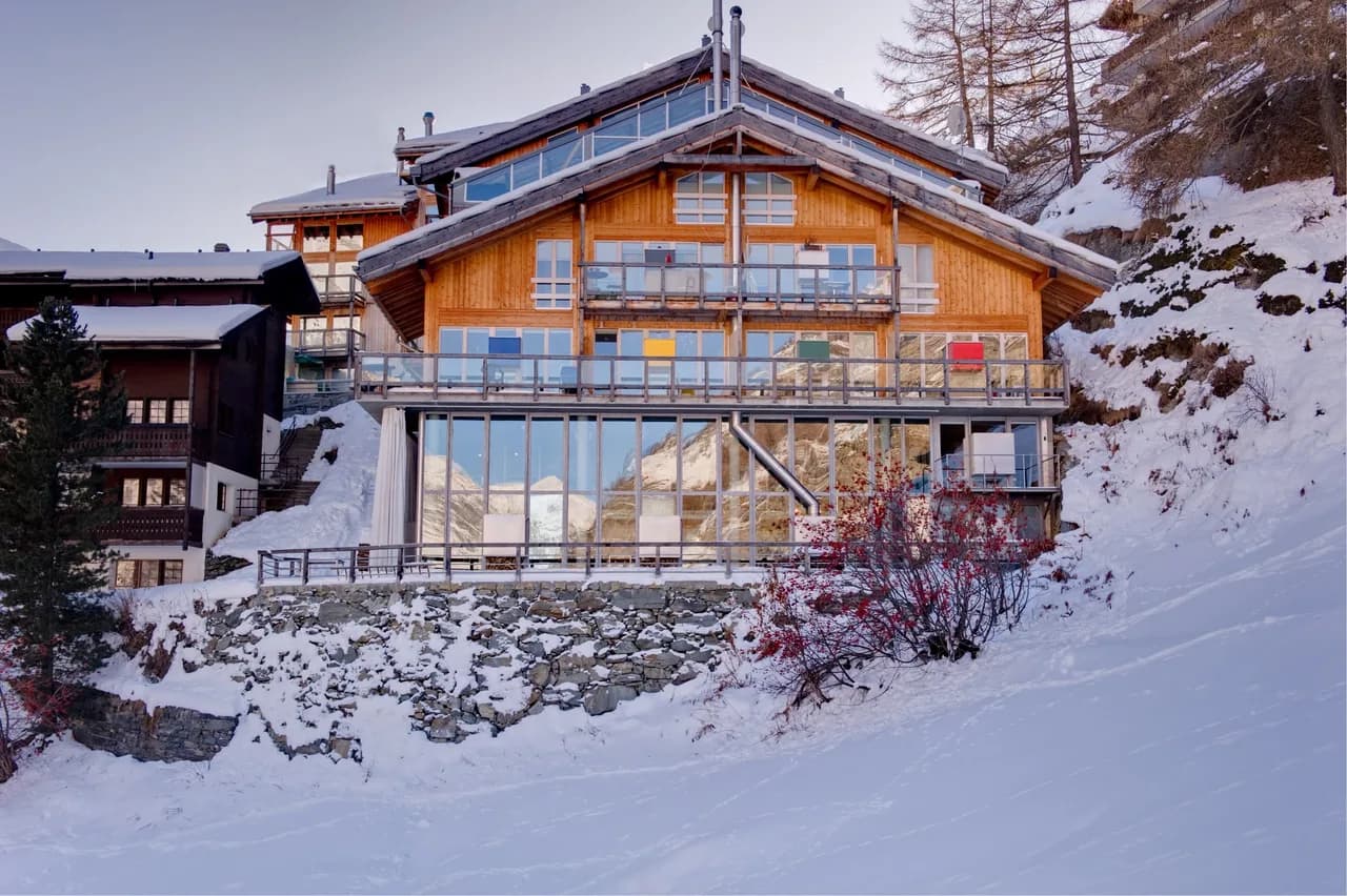 Chic Loft With Mountain Views in Zermatt