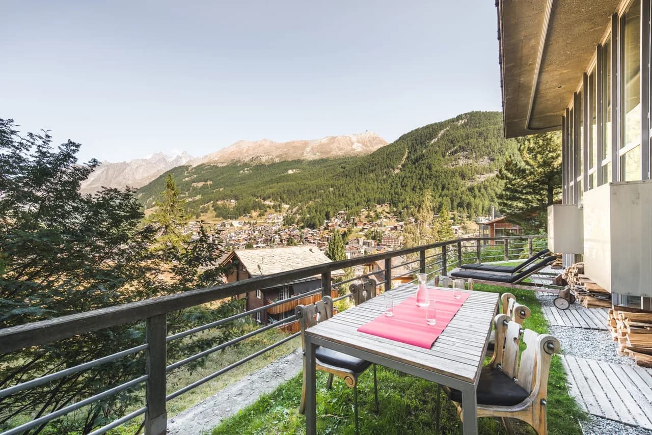 Chic Loft With Mountain Views in Zermatt photo 5