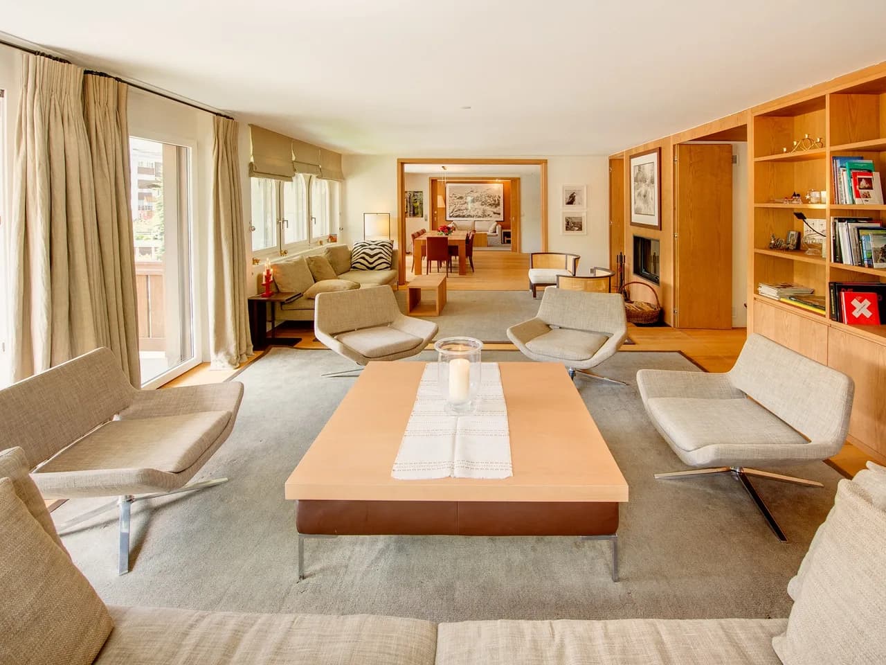 Perfect Vast Apartment Next to Ice Skating Rinks photo 3