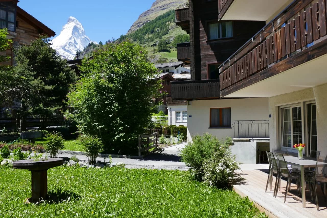 Elegant Garden Apartment in Zermatt photo 4