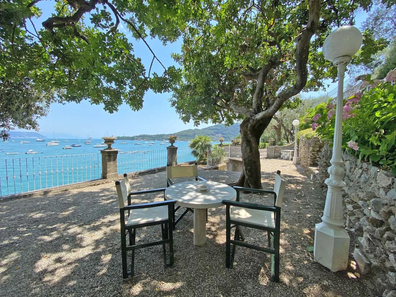 Charming Villa With Beautiful Sea Views photo 2